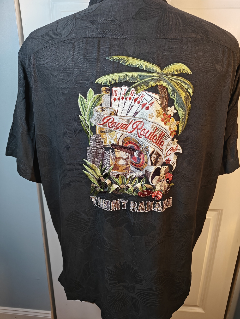 Tommy Bahama Mens XL 100% Silk Royal Roulette Embroidered Camp Shirt Black
